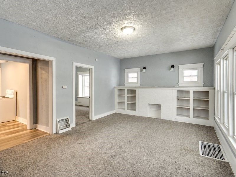 2100 12th Street SW, Akron, OH 44314 Photo 6