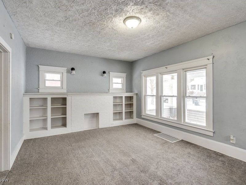 2100 12th Street SW, Akron, OH 44314 Photo 8