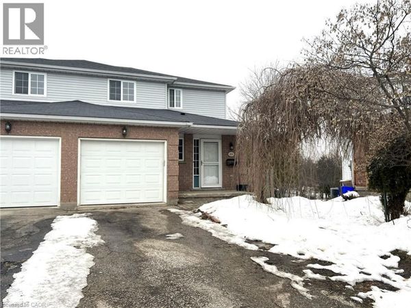 192 NORTHAMPTON Crescent , Unit B, Waterloo, ON N2T2M5