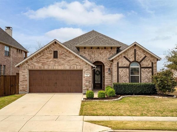 15033 Seventeen Lakes Boulevard, Fort Worth, TX 76262