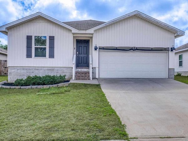 7733 Alydar Loop, Pensacola, FL 32526