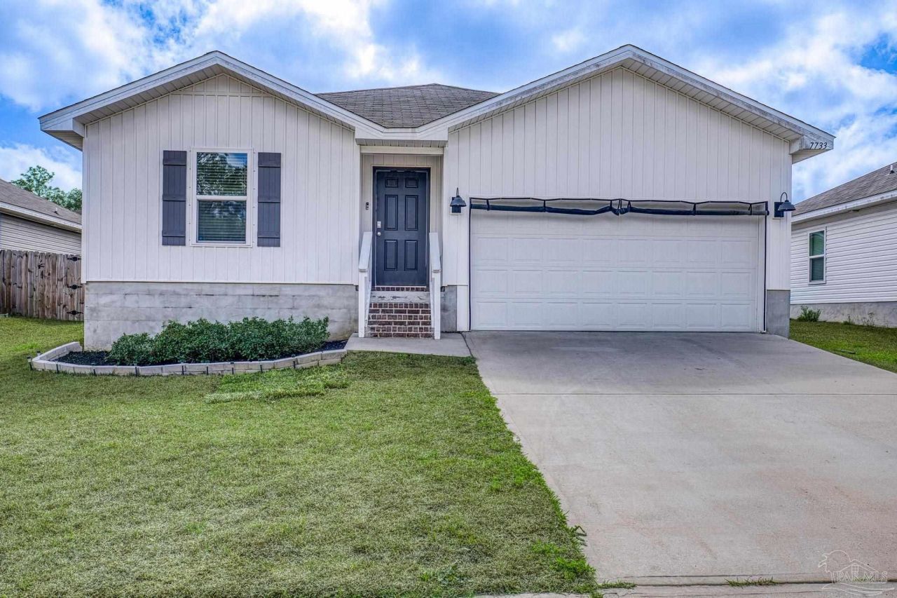 7733 Alydar Loop Pensacola, FL 32526