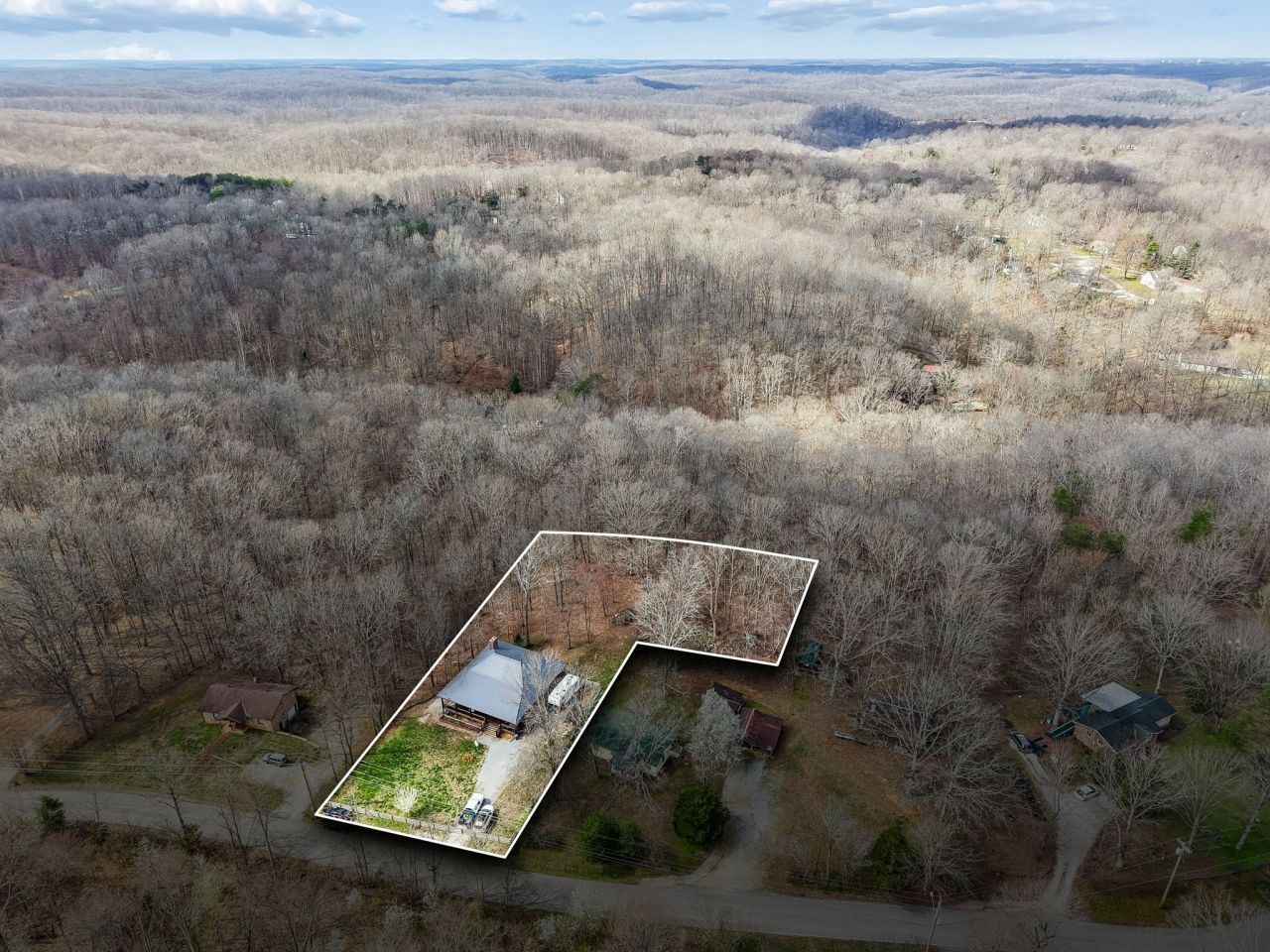 1059 Patterson Dr, Kingston Springs, TN 37082 Main Photo