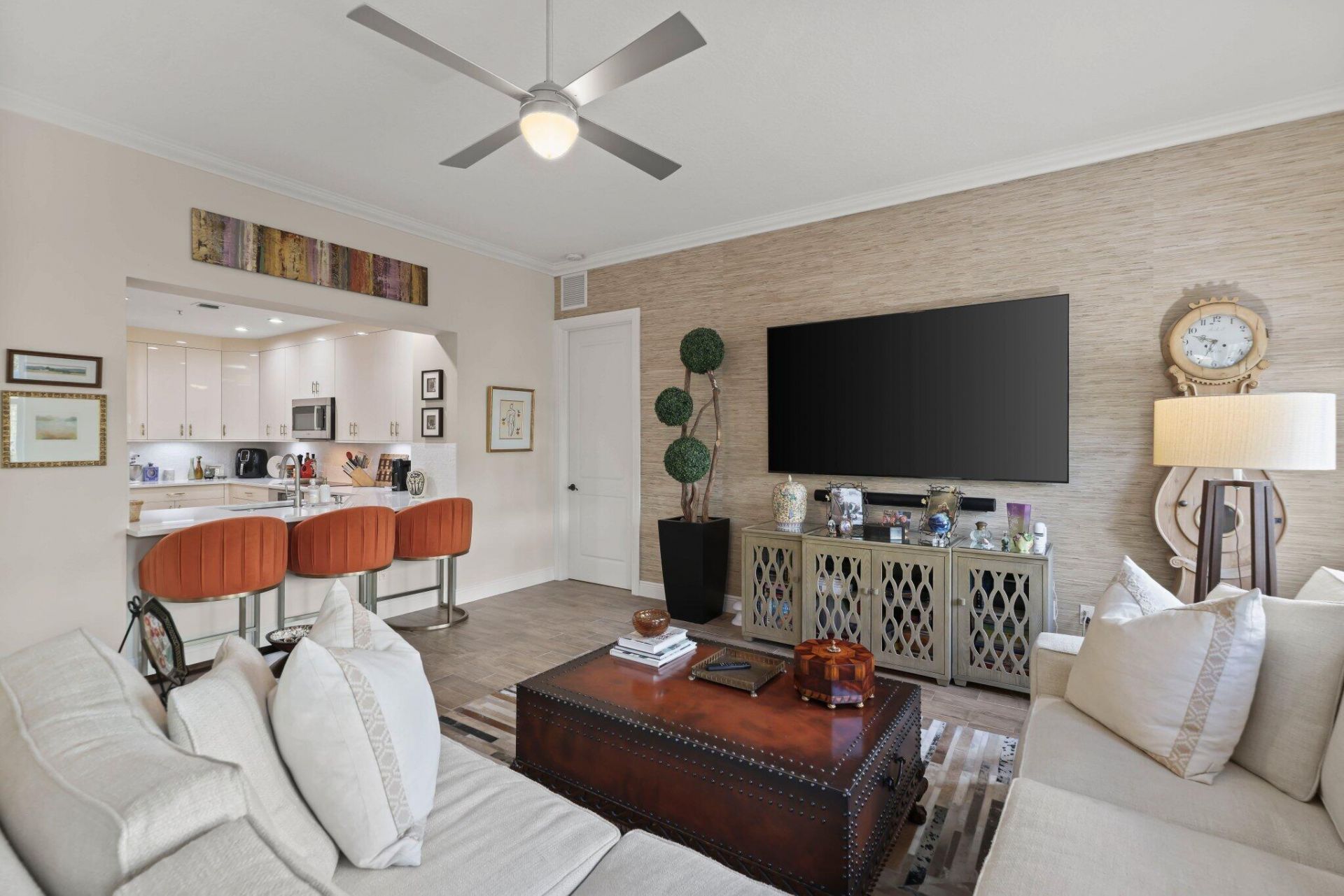 200 NE 2nd Avenue, Unit 211, Delray Beach, FL 33444 Photo