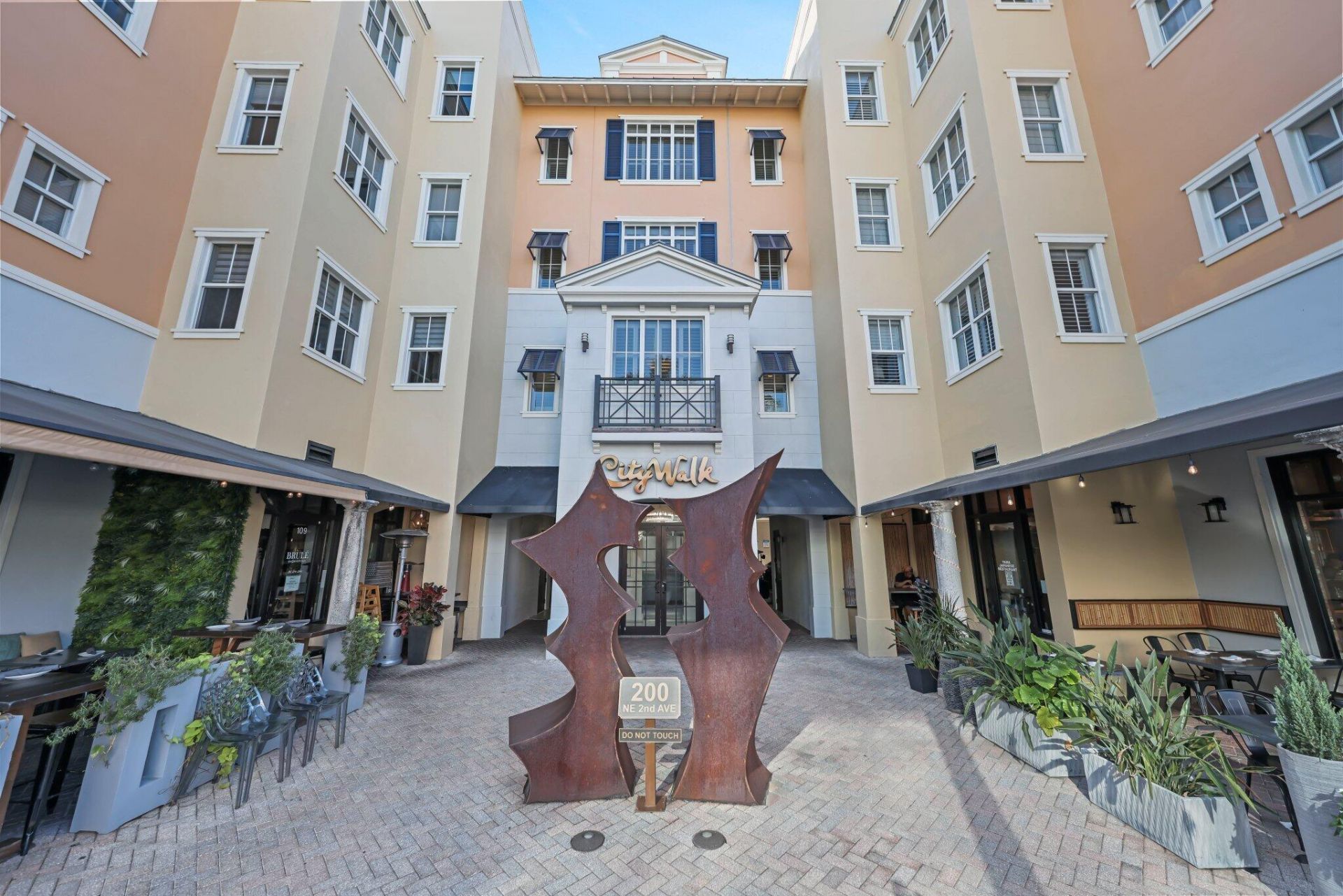 200 NE 2nd Avenue, Unit 211, Delray Beach, FL 33444 Photo