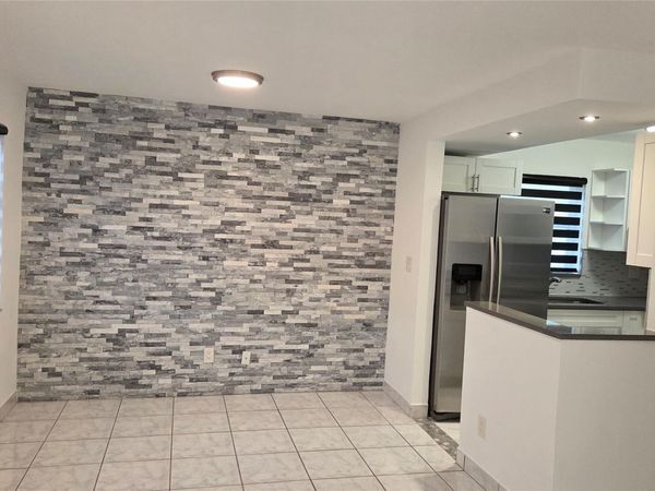 5375 SW 40th Ave, Unit 105, Fort Lauderdale, FL 33314