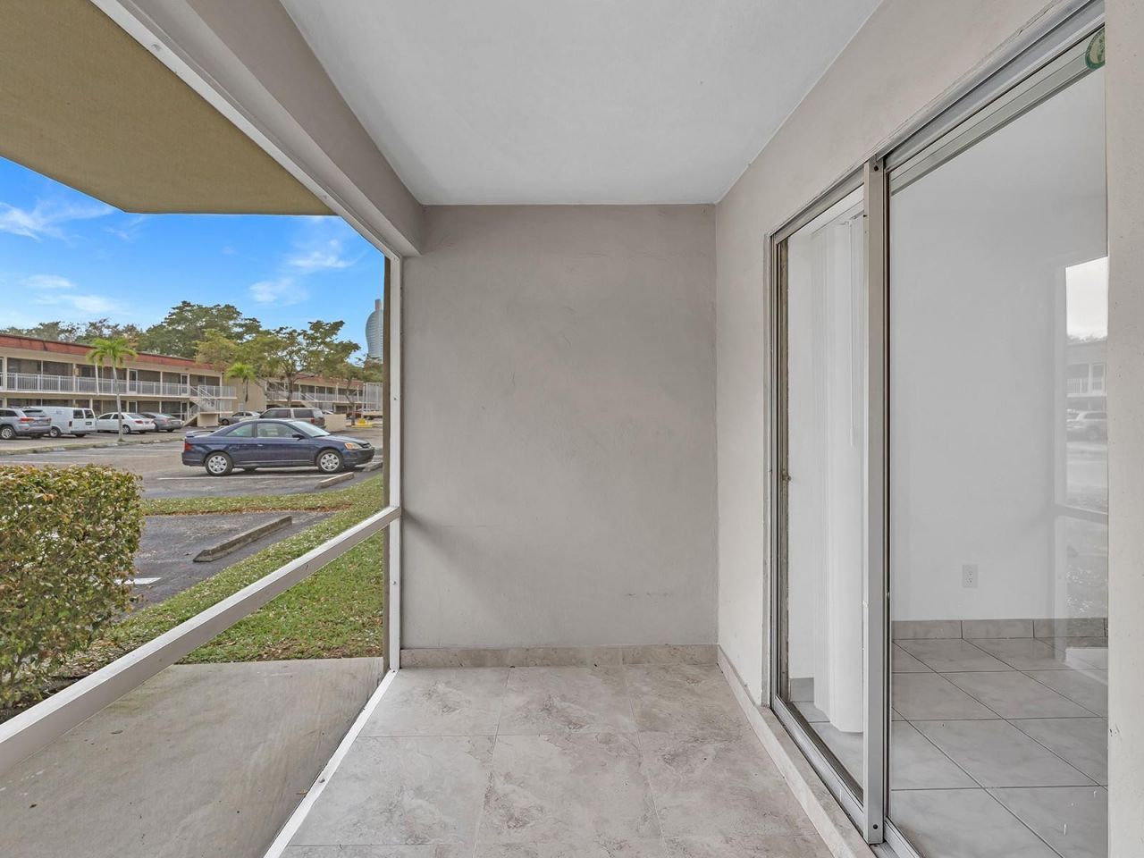 5375 SW 40th Avenue, Unit 105, Fort Lauderdale, FL 33314 Photo