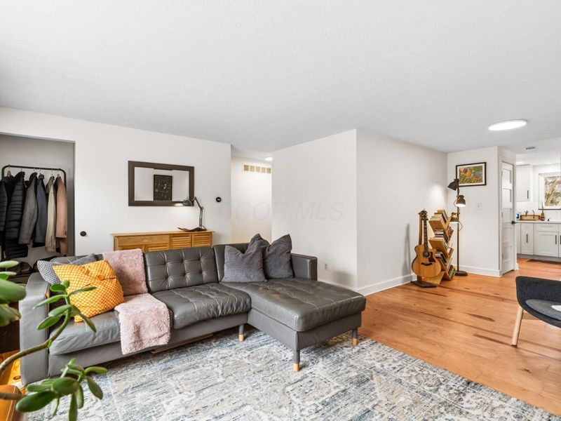 8422 Nuthatch Way, Columbus, OH 43235 Photo 11