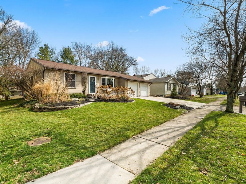 8422 Nuthatch Way, Columbus, OH 43235 Photo 3