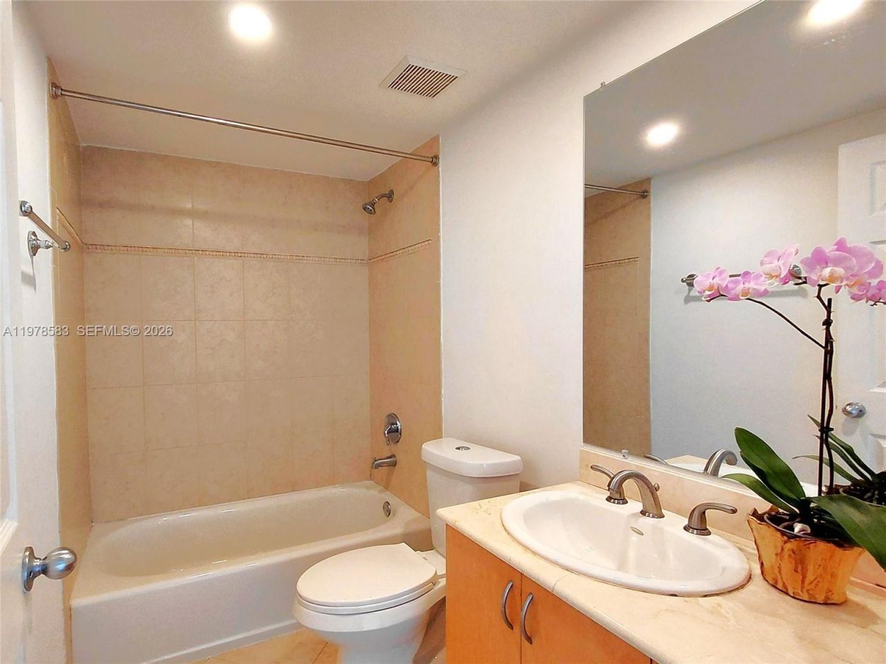 10350 W Bay Harbor Dr , Unit PH N, Bay Harbor Islands, FL 33154 Photo