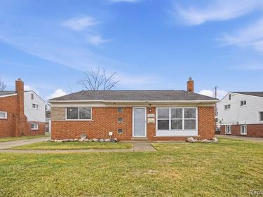 24749 Panama Avenue, Warren, MI 48091