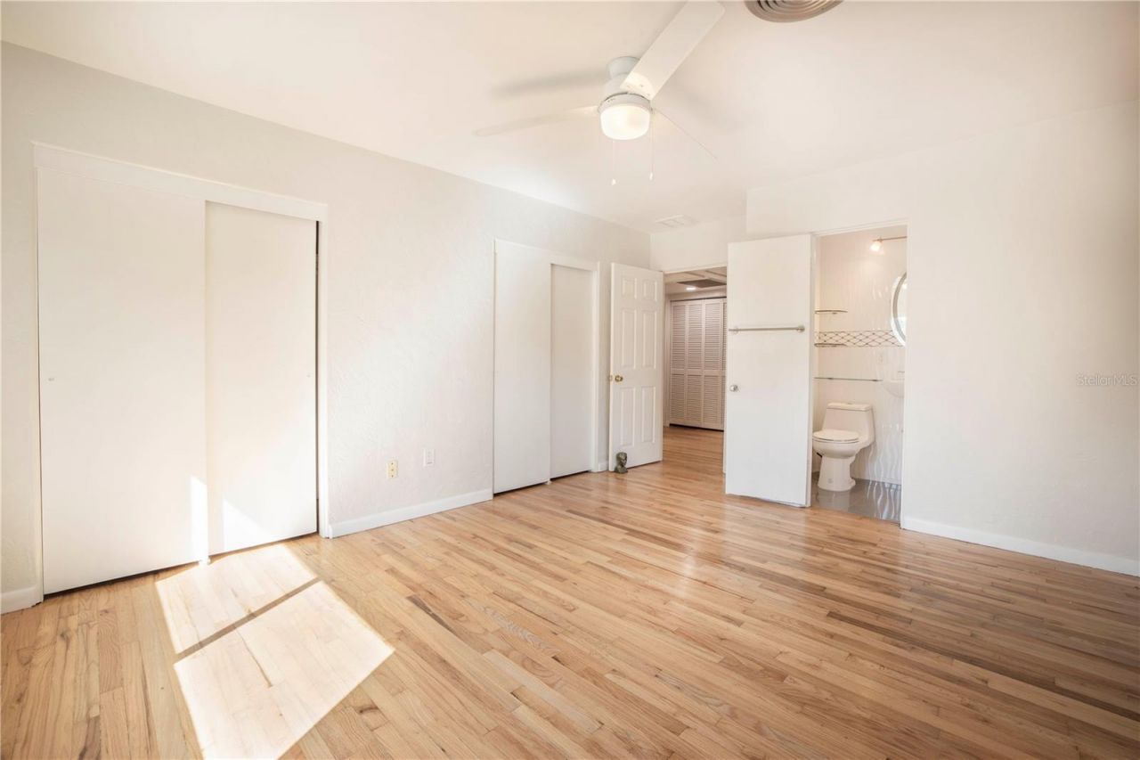 877 42nd Avenue N, Saint Petersburg, FL 33703 Photo