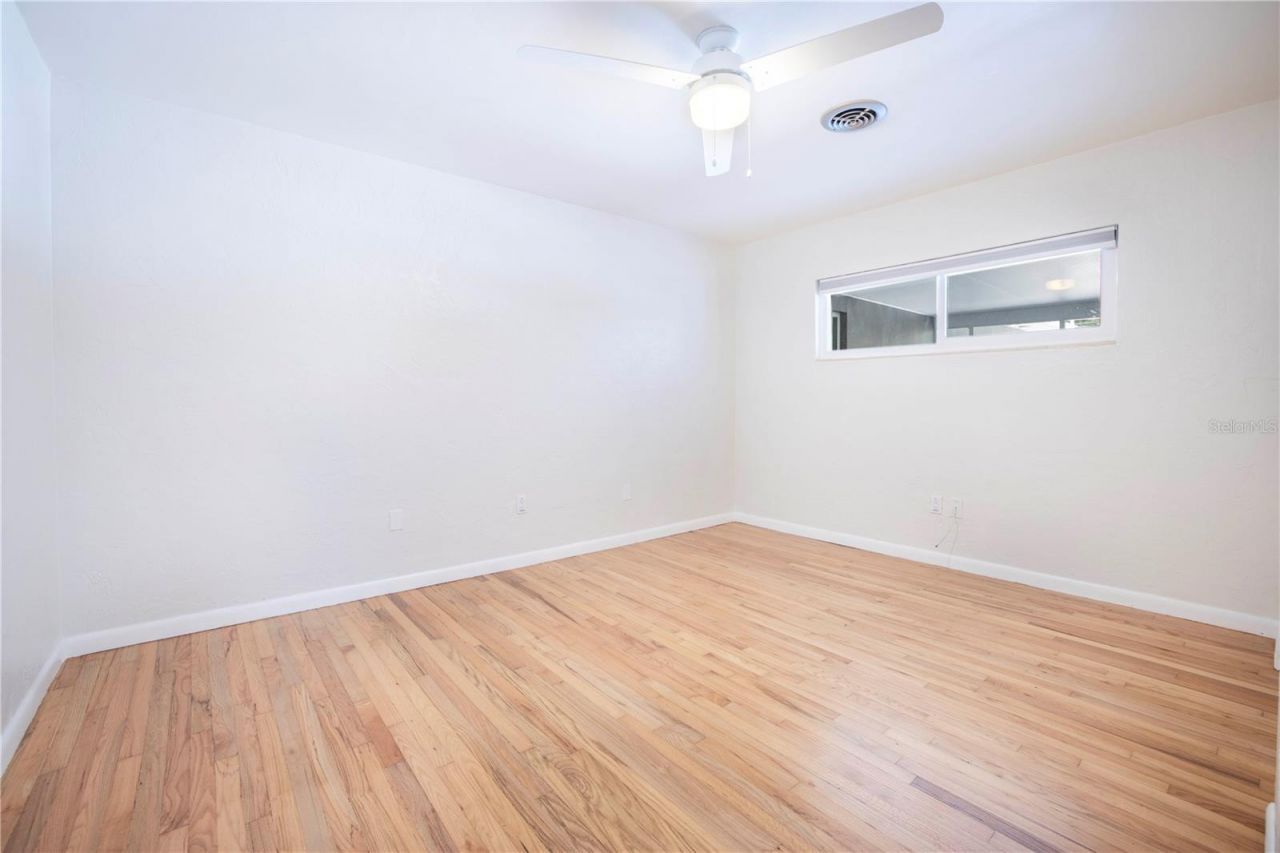 877 42nd Avenue N, Saint Petersburg, FL 33703 Photo