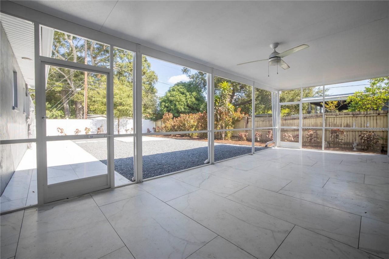 877 42nd Avenue N, Saint Petersburg, FL 33703 Photo