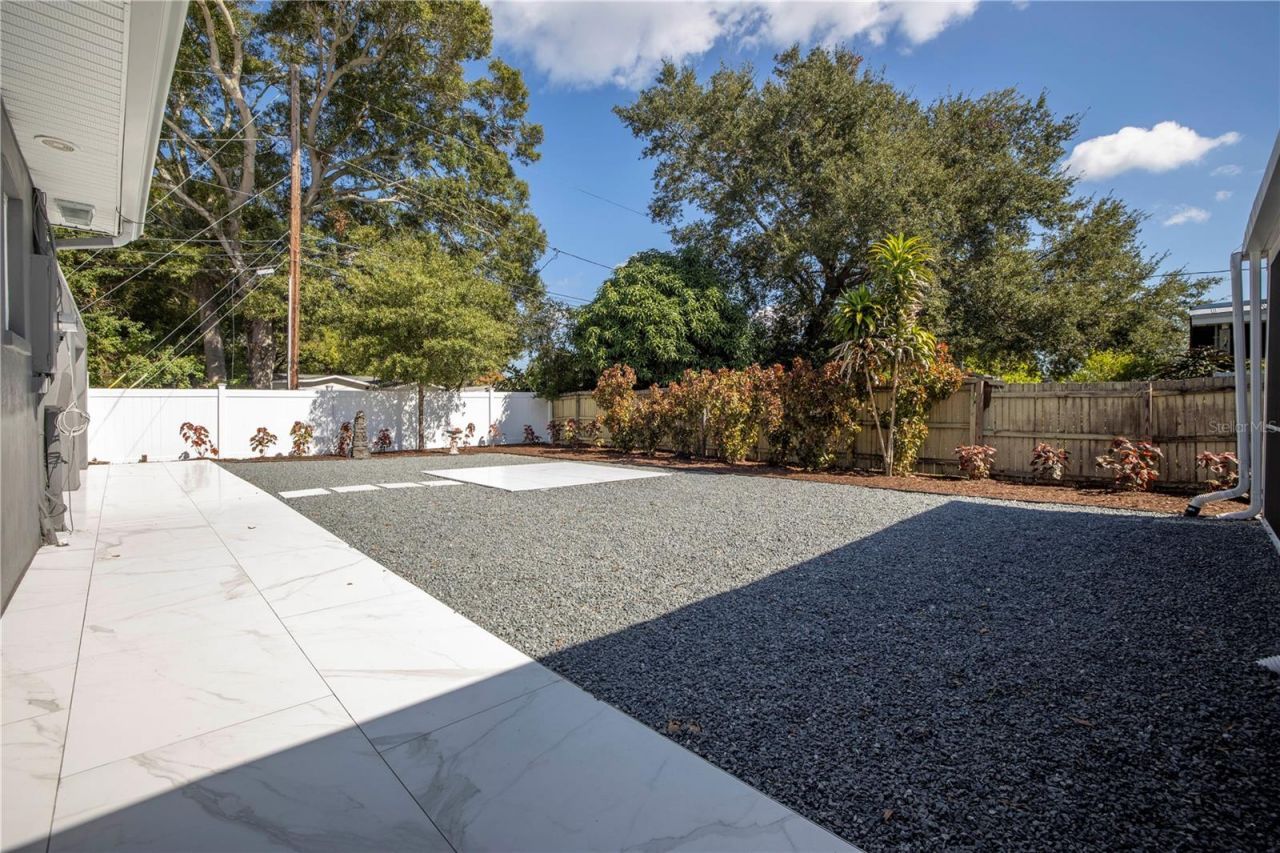 877 42nd Avenue N, Saint Petersburg, FL 33703 Photo