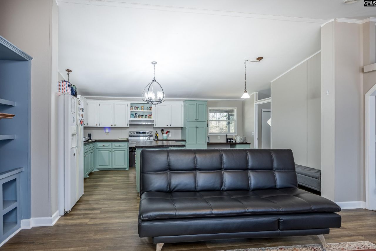 532 Burns Drive  Photo 12