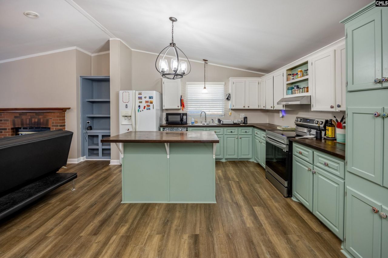 532 Burns Drive  Photo 14