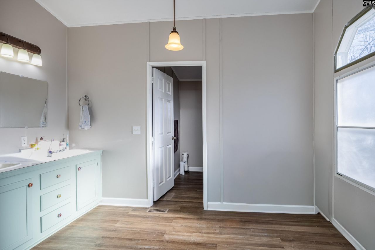 532 Burns Drive  Photo 23