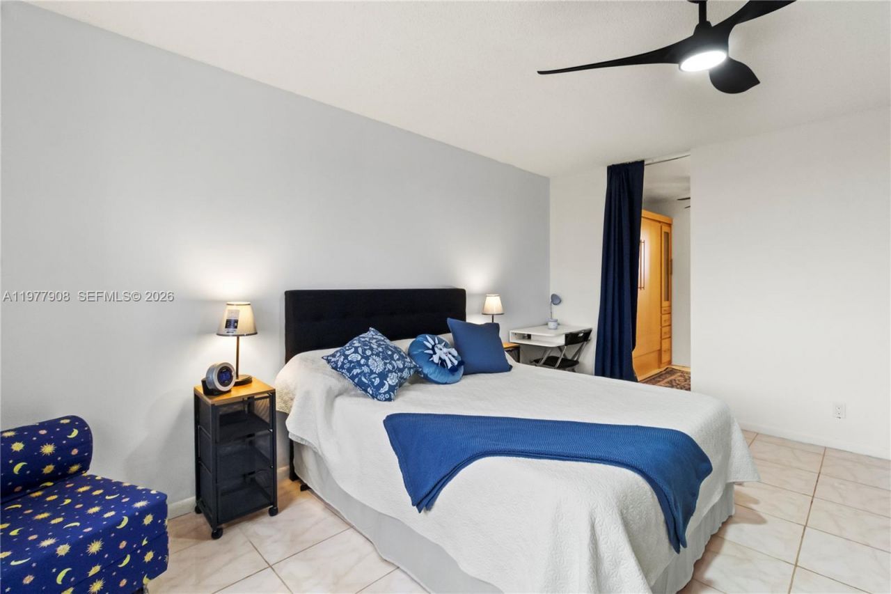 2901 NW 46th Ave , Unit 307, Lauderdale Lakes, FL 33313 Photo