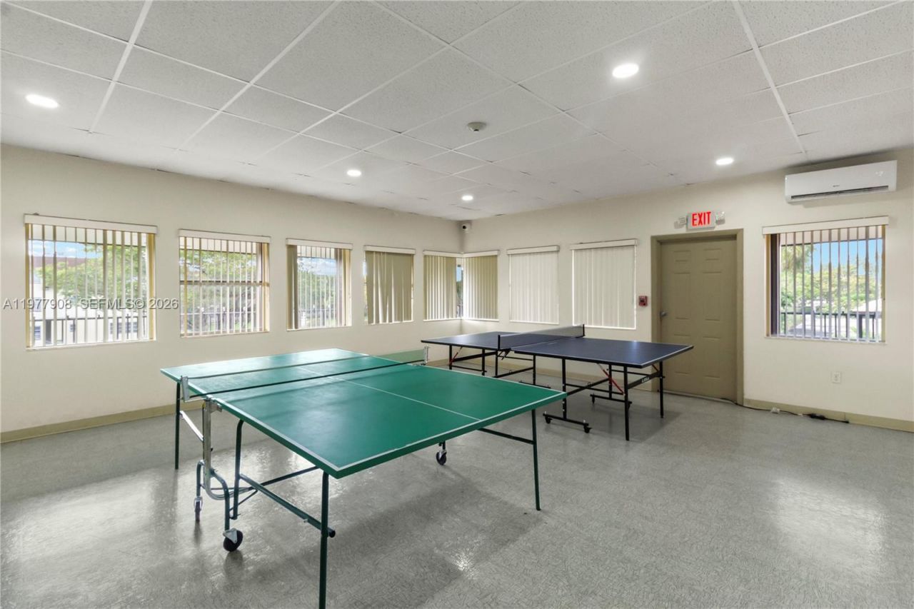 2901 NW 46th Ave , Unit 307, Lauderdale Lakes, FL 33313 Photo