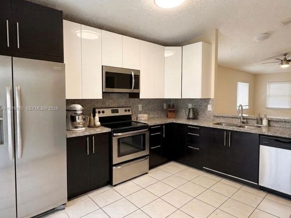 611 NW 208th Cir , Unit 611, Pembroke Pines, FL 33029
