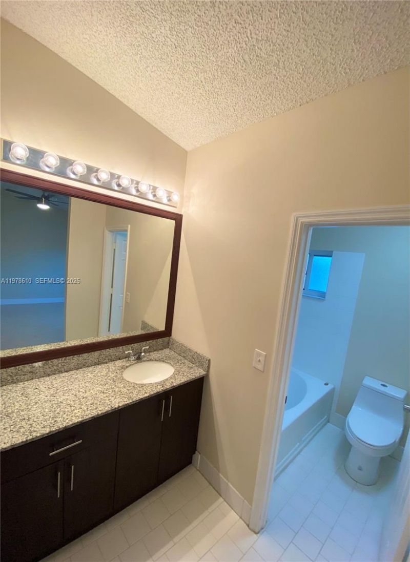 611 NW 208th Cir , Unit 611, Pembroke Pines, FL 33029 Photo