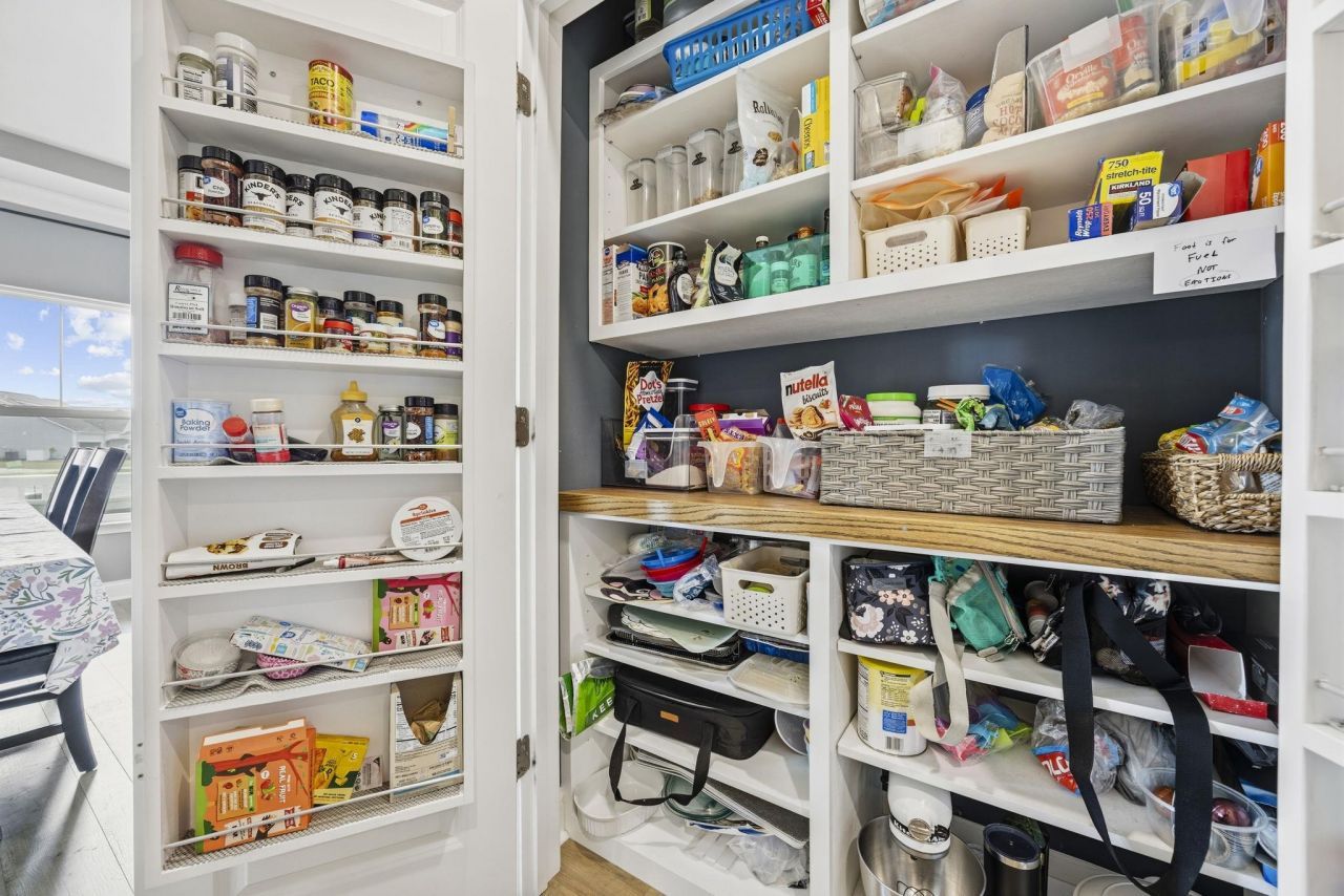 1164 Harbison Circle Photo 15