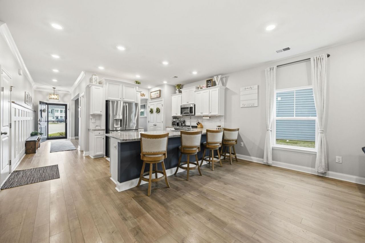 1164 Harbison Circle Photo 17