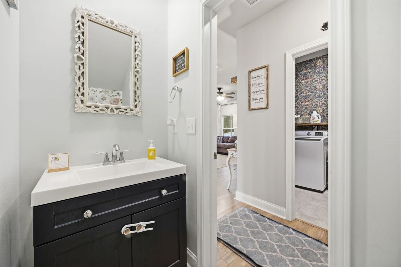 1164 Harbison Circle Photo 24