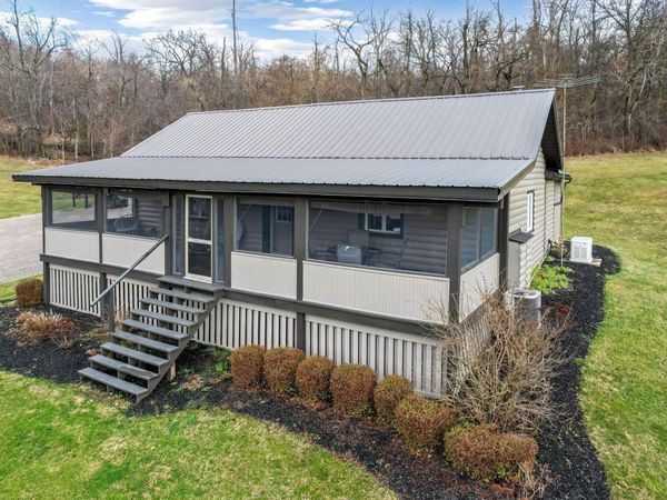 9273 Mulberry Road , Mount Perry, OH 43760