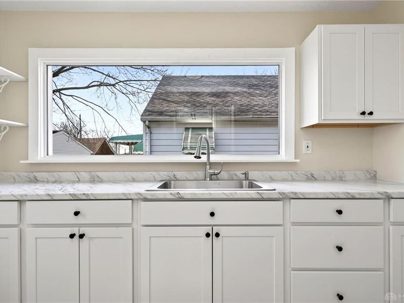 2822 W Hillcrest Avenue, Dayton, OH 45406 Photo 16