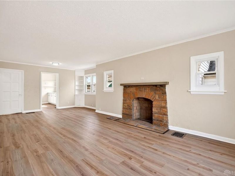 2822 W Hillcrest Avenue, Dayton, OH 45406 Photo 8