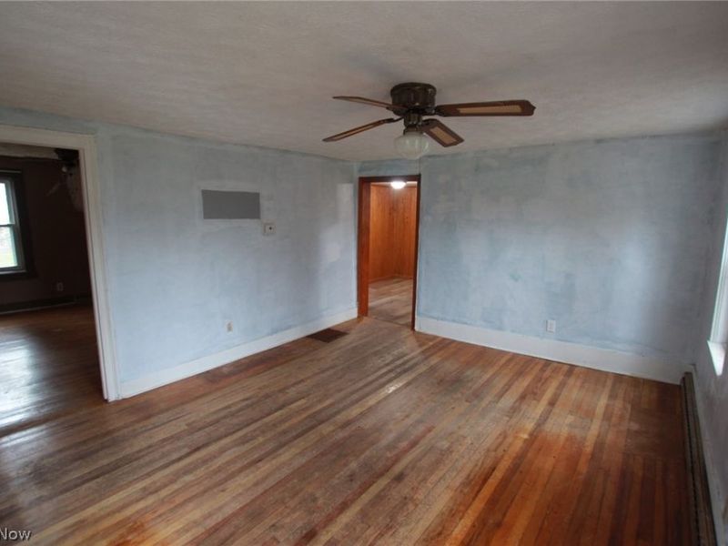 2432 Cadwallader Sonk Road, Cortland, OH 44410 Photo 11