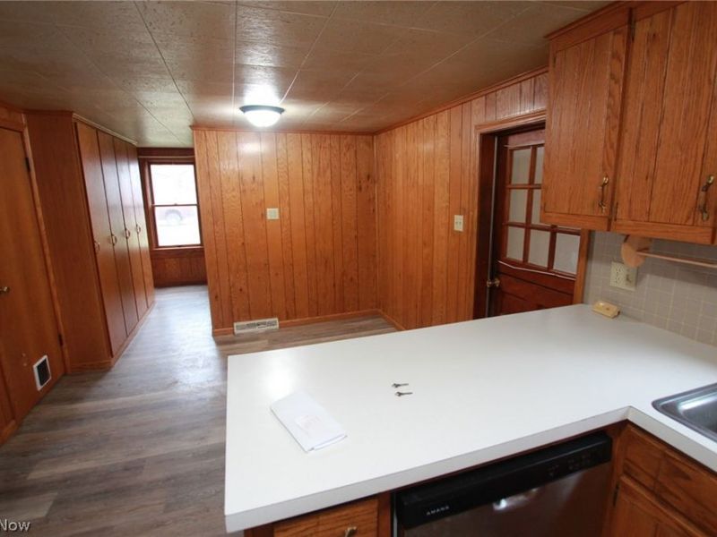 2432 Cadwallader Sonk Road, Cortland, OH 44410 Photo 15