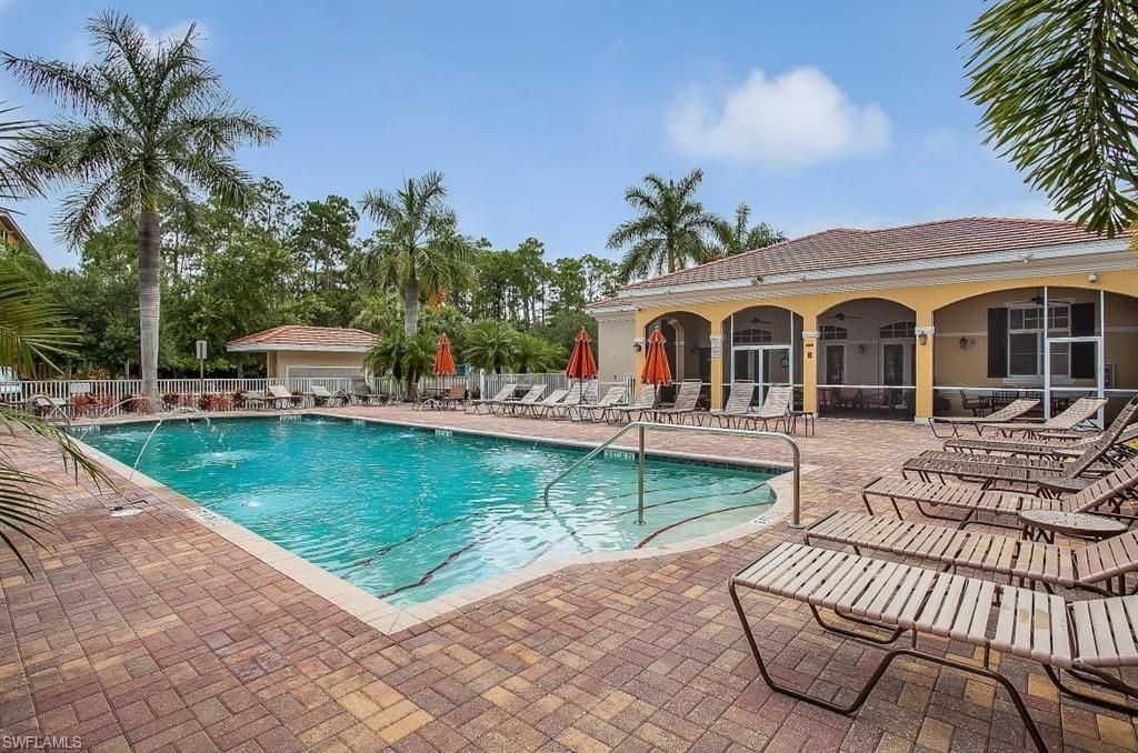 4510 Botanical Place Cir, Unit 402, Naples, FL 34112 Photo