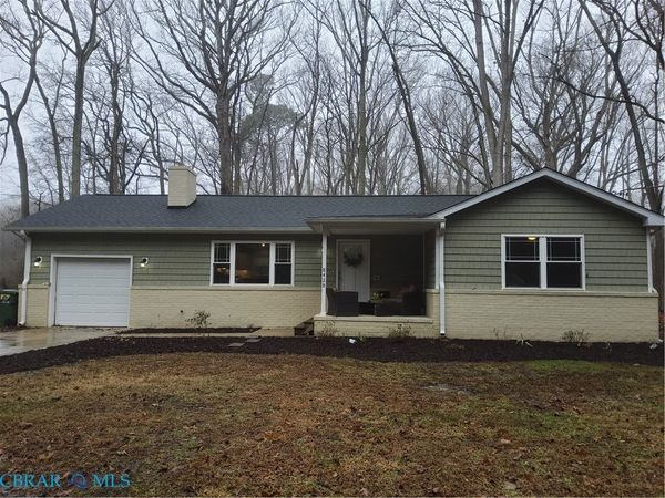 8428 Robins Neck Road , Gloucester, VA 23061