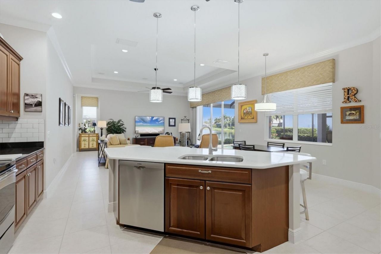 356 Marsh Creek Road, Venice, FL 34292 Photo