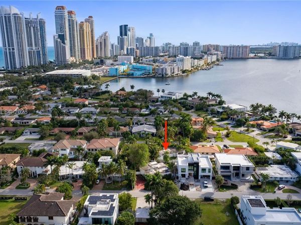 331 188th St, Sunny Isles Beach, FL 33160