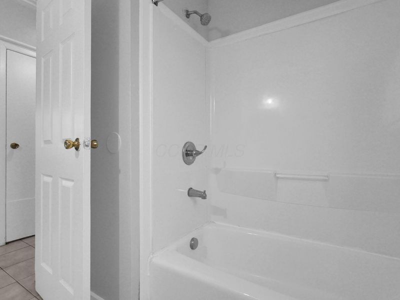 2872 Howey Road, Columbus, OH 43224 Photo 14