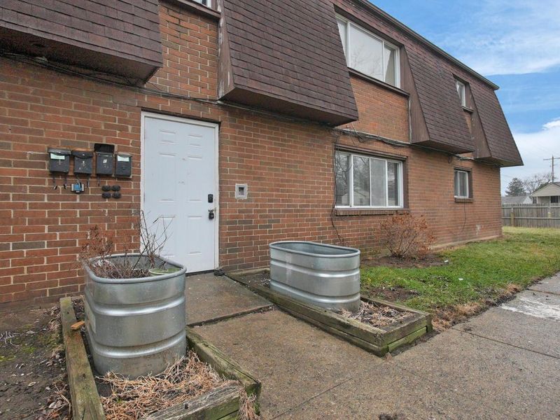 2872 Howey Road, Columbus, OH 43224 Photo 4