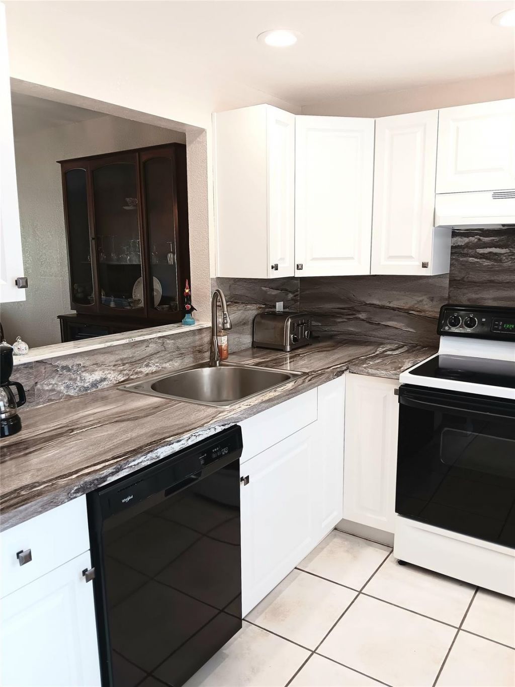 1035 Country Club Drive, Unit 206, Margate, FL 33063 Photo