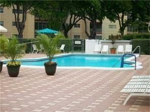 1035 Country Club Drive, Unit 206, Margate, FL 33063 Photo