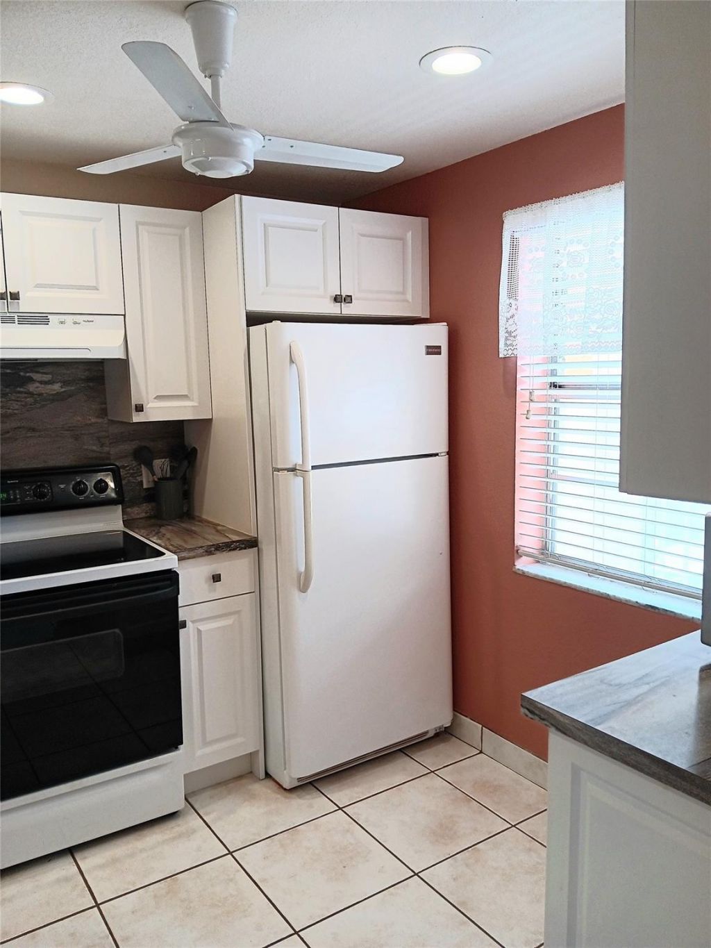 1035 Country Club Drive, Unit 206, Margate, FL 33063 Photo