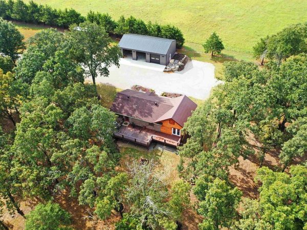 90 Brahma Trail, Mountain Home, AR 72653