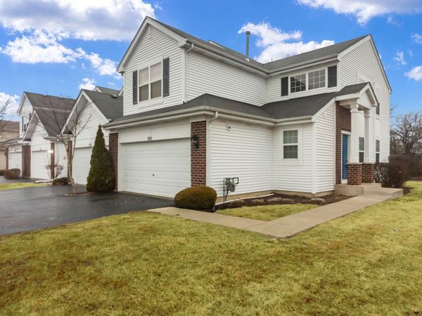 265 Wild Meadow Lane, Woodstock, IL 60098