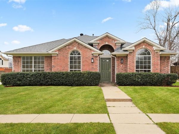 1110 Wake Forest Drive , Lewisville, TX 75077