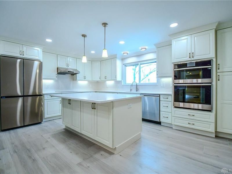 121 E Schantz Avenue, Unit 3, Oakwood, OH 45409 Photo 17