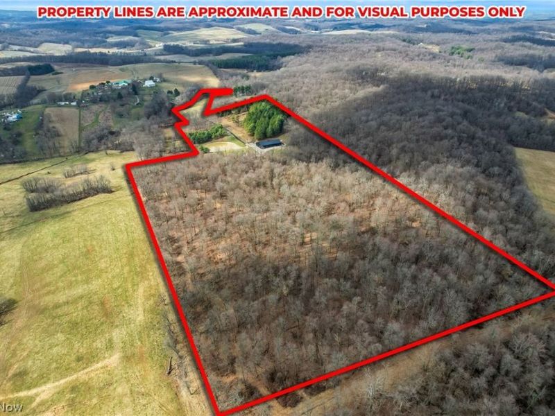 9273 Mulberry Road, Mount Perry, OH 43760 Photo 5