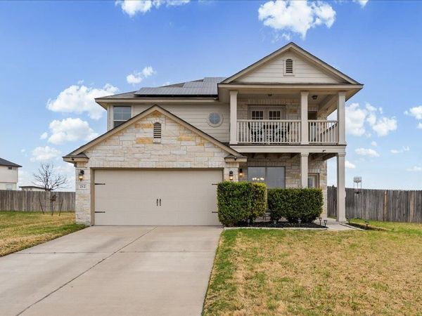 212 Plata LN, Jarrell, TX 76537