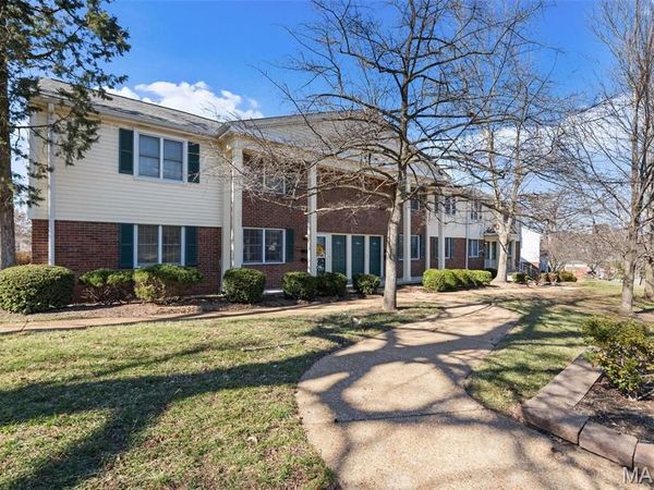 1773 High School Drive, Brentwood, MO 63144